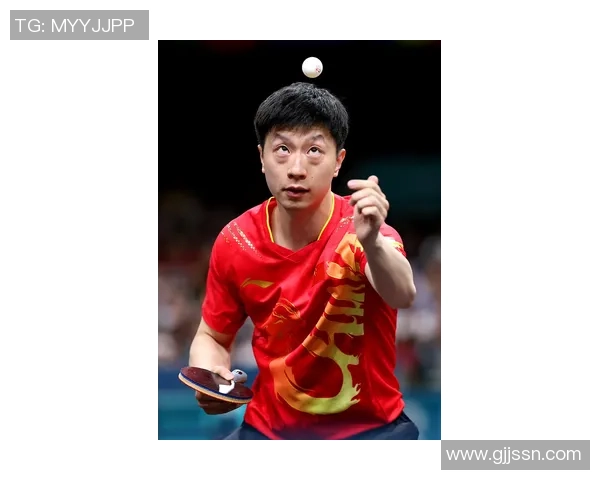 全运会乒乓球颁奖礼:姚睿轩笑脸绚烂,前国手以教练身份登台领奖